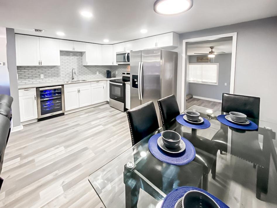 Sarasota Modern, Spacious, Comfy, Queen Beds, Backyard Rental 外观 照片